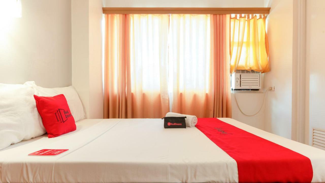 Reddoorz @ Paterno Street Tacloban Hotel Kültér fotó