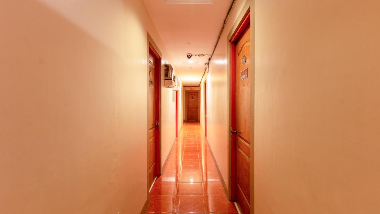 Reddoorz @ Paterno Street Tacloban Hotel Kültér fotó